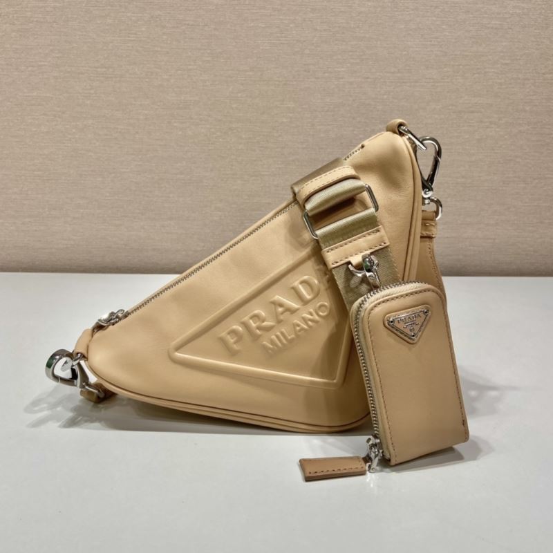 Pra*a triangle pouch